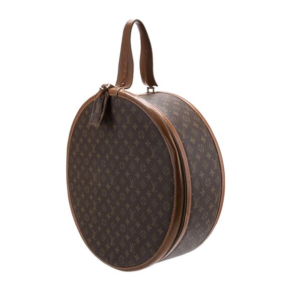 Louis Vuitton Handbags - Louis Vuitton French Co. Hat Box bag Vintage Boite Chapeau monogram LV trunk